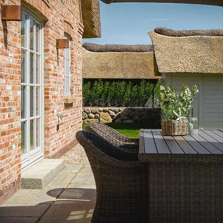 Holiday home Wiesen Engel *